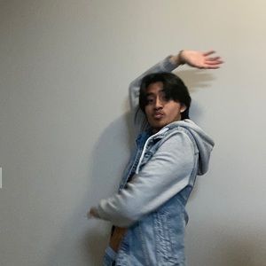 Meet your Posher, Eli